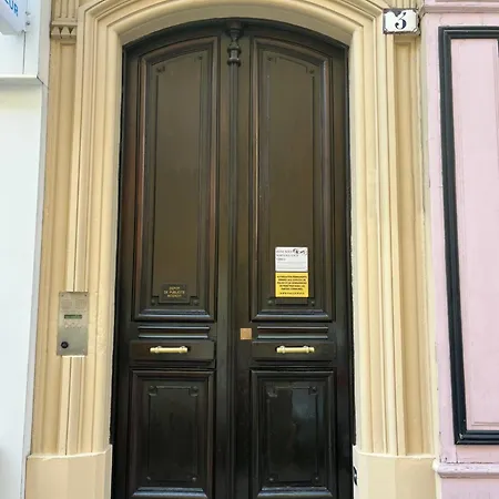 Apartment En Plein Coeur De Nizza